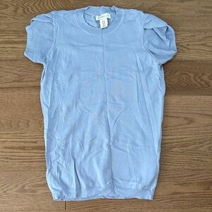 Cute blue top